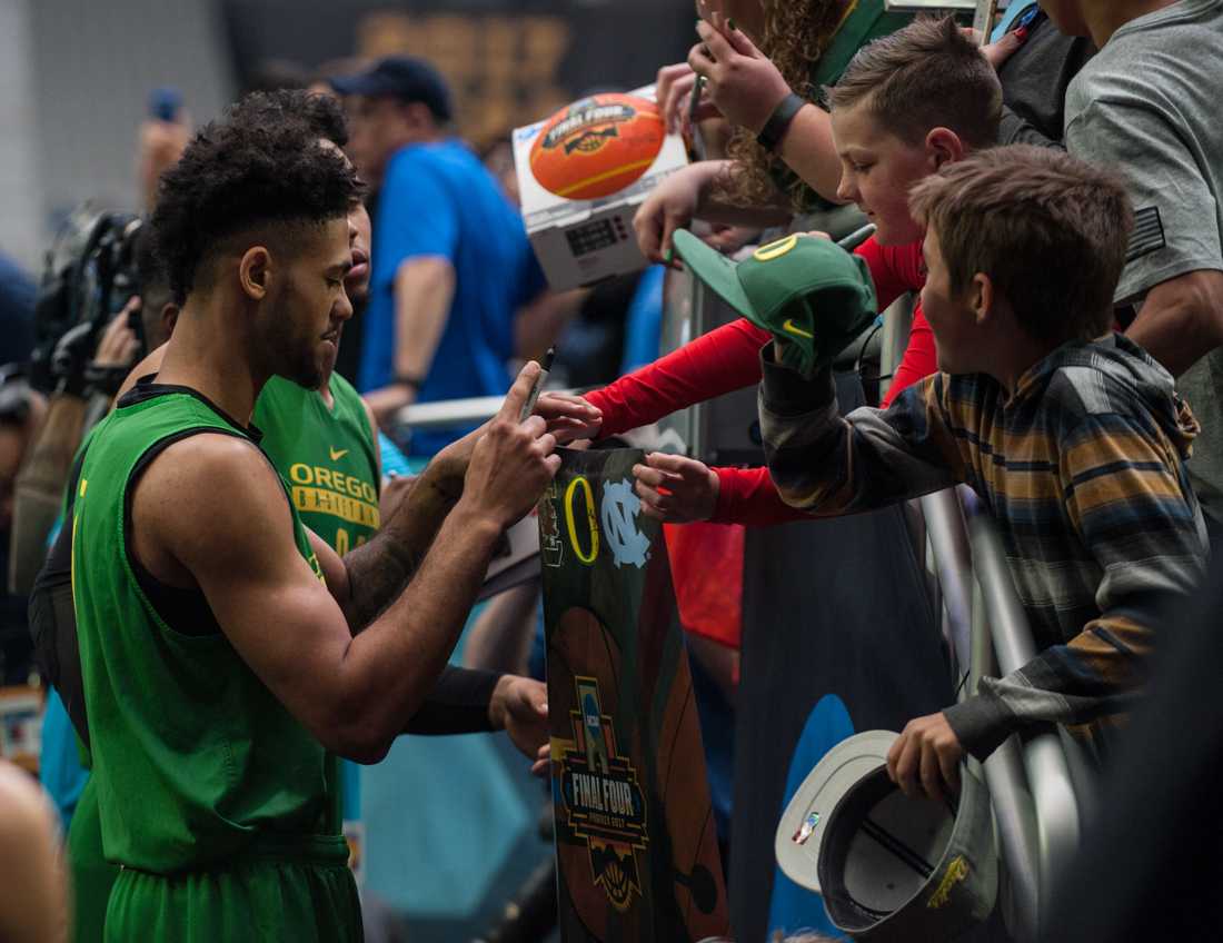 &#8211; After making the Final Four for the first time in 80 years, Oregon basketball is losing three of its players who were eligible to return.&#160;Tyler Dorsey and Dillon Brooks both declared for the NBA draft and chose to hire an agent, while junior&#160;Casey Benson&#160;decided to graduate early and transfer &#8230;