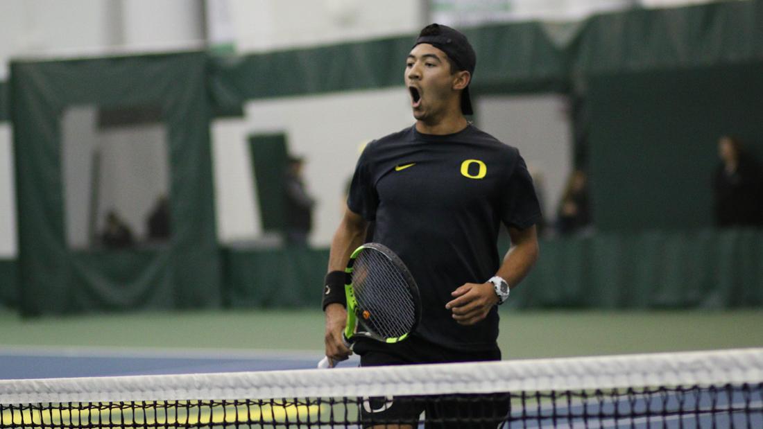 Oregon&#8217;s first road trip of the season at the ITA Kick-Off at the Hellman Tennis Complex in Berkeley, California, out-tested the team against its highest level of competition yet. Falling to both No. 12 Stanford and No. 19 California, Oregon (3-2) ended its three-match sweep streak and lost the team&#8217;s &#8230;