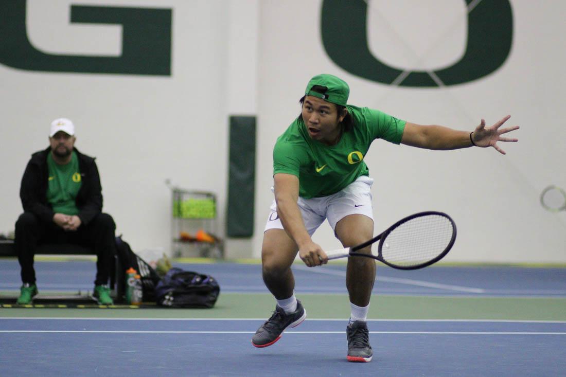 The No. 40 Oregon Ducks (9-4) concluded their weekend road trip falling 2-4 in Sunday&#8217;s match against the No. 42 Iowa Hawkeyes (7-5). Oregon&#8217;s loss to Iowa is its second straight loss going into the conference play starting next week. The Sunday morning match in Iowa City, Iowa, began with &#8230;