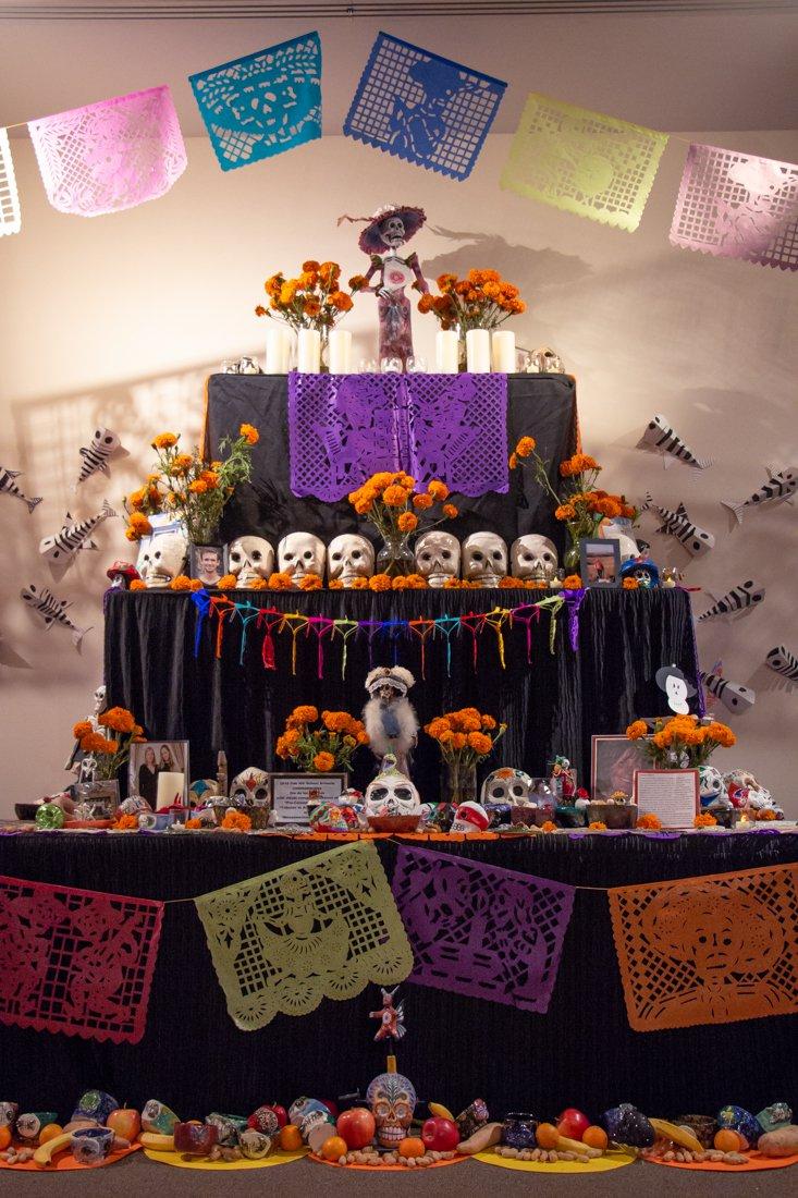 D&#237;a de Muertos altar made by Oak Hill School Students is displayed in the Pap&#233; Lecture Hall in the JSMA on Nov. 1, 2018. (Maddie Knight/Emerald)