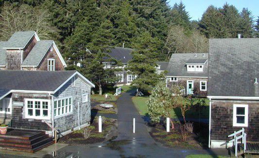 The Oregon Institute of Marine Biology is located in Charleston, Oregon. (Cplow/Wikipedia)