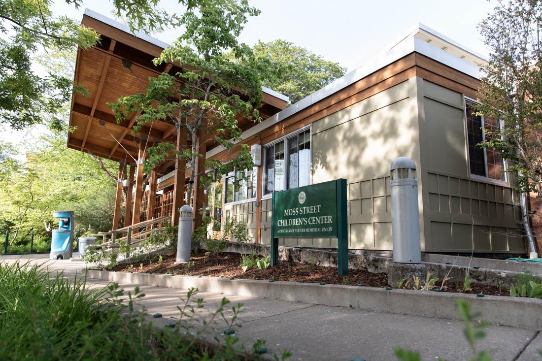 The main building for the Moss St. Childrens center, a daycare made to assist with parents currently enrolled at the University of Oregon. Moss St. Childrens Center accomodates the needs of parents workloads when enrolled in University (Maddie Stellingwerf/Emerald).