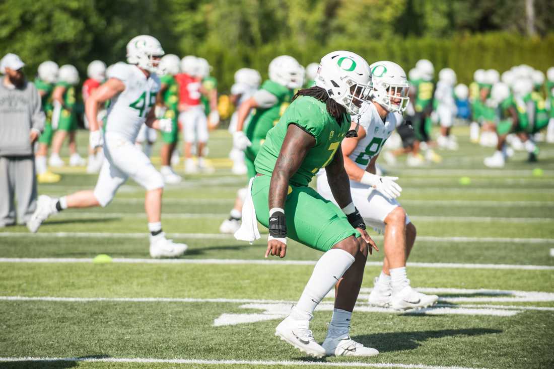 Ducks outside linebacker DJ Johnson (7) races down the field during practice on Aug. 20, 2019. (Marissa Willke/Emerald)