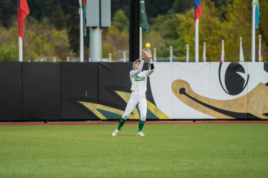 Ducks Senior, Jasmine Williams, gets the game winning catch holding off the Beavers potential walk off win. JasThe Oregon Ducks Softball team faces the Oregon State Beavers, on May 1st, 2022, at Jane Sanders Stadium. (Serei Hendrie/Emerald)