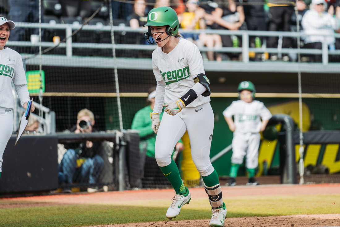 Allee Bunker runs to home plate after hitting the first home run of the game. The Oregon Ducks Softball team faces the Oregon State Beavers, on May 1st, 2022, at Jane Sanders Stadium. (Serei Hendrie/Emerald)