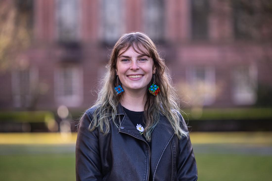 Amara Chubbic is a first-year French student at the University of Oregon. Romance languages' emphasis on gender excludes non-binary individuals, but some countries are altering their vocabulary to include more gender-neutral articles and nouns. (Molly McPherson/Emerald)