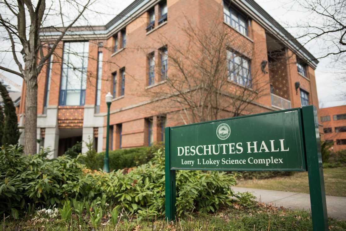 <p>Deschutes Hall at the University of Oregon. (Marissa Willke/Emerald)</p>