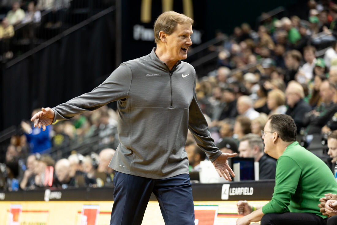 Head Coach Dana Altman yells at the Ducks bench after a bad play. The University of Oregon Ducks Men&#8217;s Basketball team defeated the Tennessee State Tigers 92-67 at Matthew Knight Arena in Eugene, Ore., on Nov. 17, 2023. (Kemper Flood/ Emerald)