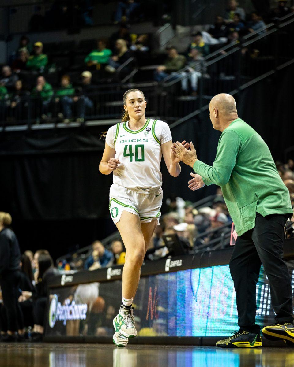 Grace VanSlooten (40) checks out of the game with a dominant showing and is met with a loud cheer by the Oregon fans.&#160;&#160;The Oregon&#160;Women's&#160;Basketball team host Northern Arizona for their season opener &#160;at Matthew Knight Arena in Eugene, Ore., on Nov. 6, 2023. (Jonathan Suni, Emerald)