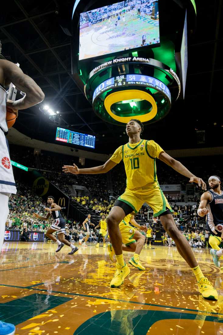 Kwame Evans Jr. (10) is at the top of the press as the Wildcats inbound the ball. The University of Oregon Men&#8217;s Basketball team lost to the University of Arizona Wildcats 87-78 at Matthew Knight Arena in Eugene, Ore., on Jan. 27, 2024. (Kemper Flood/ Emerald)