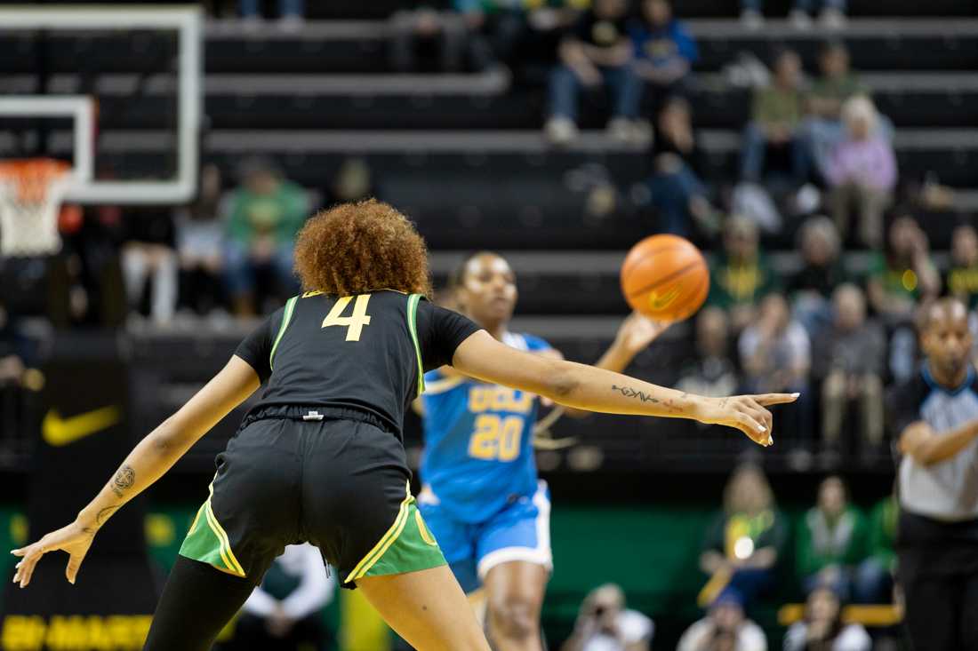 Priscilla Williams (4) defends the top of the key as the end of the first quarter approaches. The University of Oregon Women&#8217;s basketball team played the University of California, Los Angeles at Matthew Knight Arena in Eugene, Ore., on Feb.18, 2024. (Kemper Flood/ Emerald)