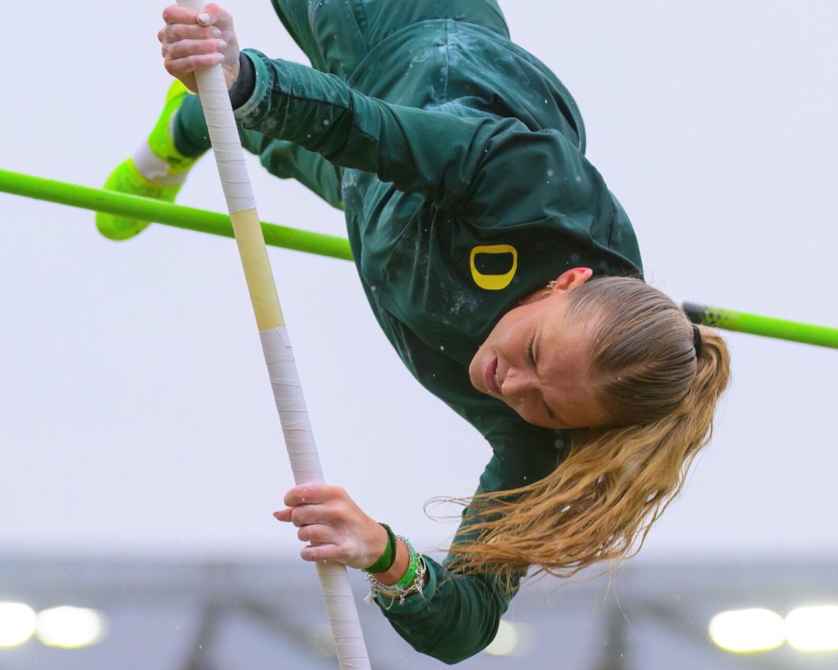 Oregon's Emily Fitzsimmons competes in the Women's Collegiate Pole Vault. The University of Oregon Ducks Track and Field team hosted the Oregon Twilight Meet at Hayward Field in Eugene, Oregon, on May 3, 2024. (Eric Becker/Emerald)