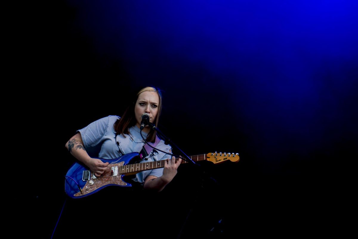 Sophia Regina Allison, better known as Soccer Mommy, performs at the Project Pabst festival in Portland, Or. on July 28, 2024 (Lulu Devoulin/ Emerald)