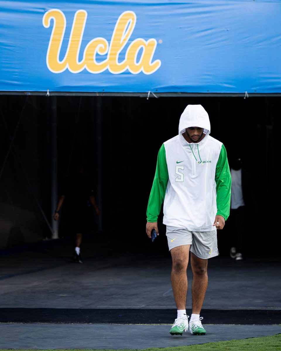 Backup quarterback, Dante Moore, walks into the Rose Bowl for the first time since transferring out from UCLA where he was set to start. The Oregon Ducks take on the UCLA Bruins in its first Big Ten Conference game in the Rose Bowl in Pasadena, CA on Sept. 28, 2024. (Jonathan Suni/Emerald)