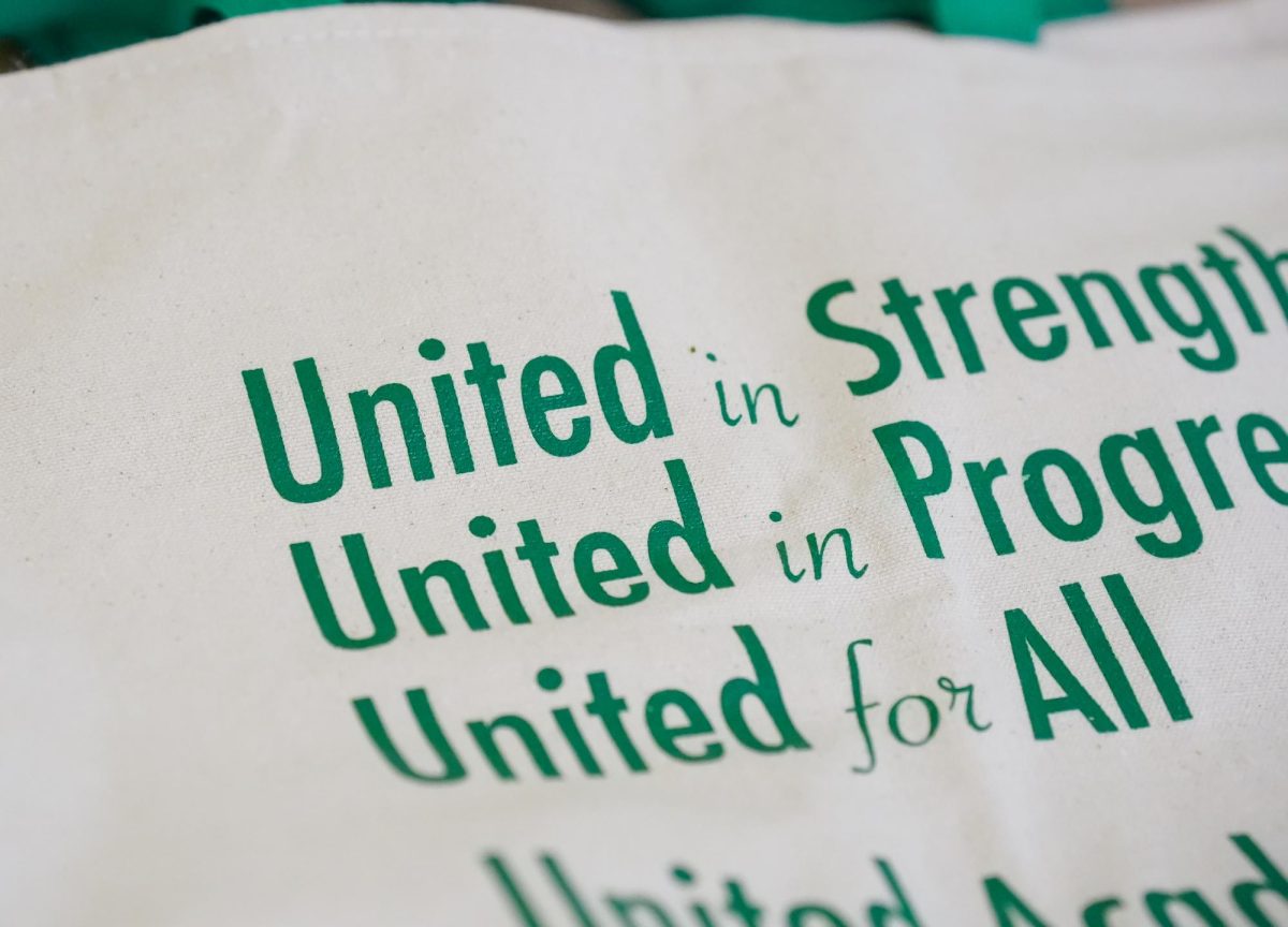 UA tote bags handed out to members and non members repeating the idea of having a united group. UA Bargaining Sessions, Eugene Oregon, Oct. 17 2024 (Eddie Bruning/Emerald)