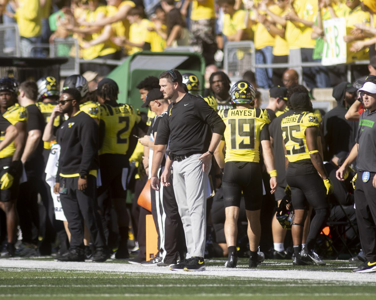 Oregon head coach Dan Lanning stands on the sideline at the beginning of the game on Oct. 26, 2024. The No. 1 Oregon Ducks beat the No. 20 Illinois Fighting Illini 38-9. (Alex Hernandez/Emerald)