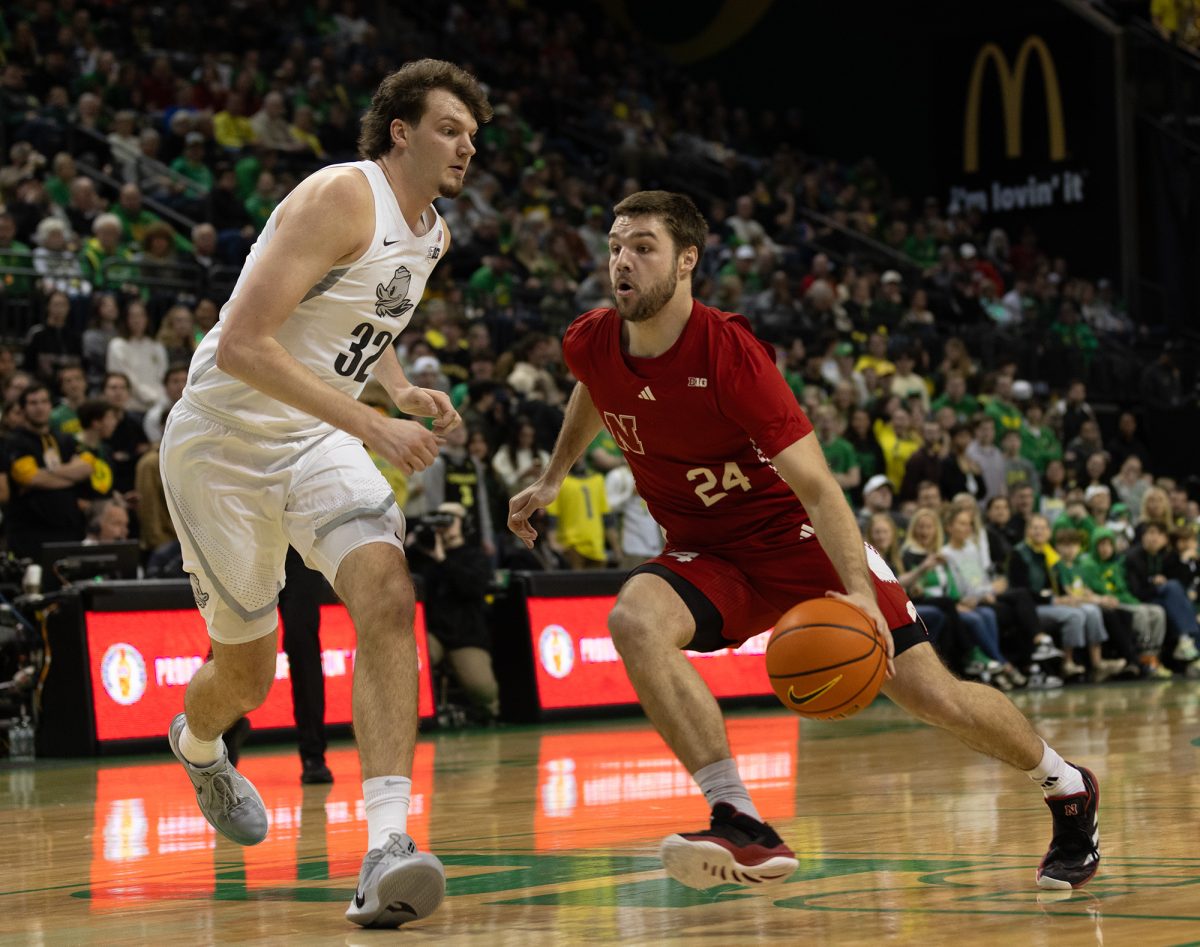 No. 16 Oregon loses third-straight game 77-71 to Nebraska