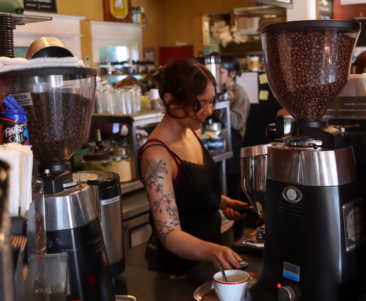 Isabella, an employee at Vero Espresso, makes drinks during their shift. Vero Espresso is a cafe, located in Eugene, Ore. The cafe serves breakfast, and lunch. (Anna Liv Myklebust/Emerald)