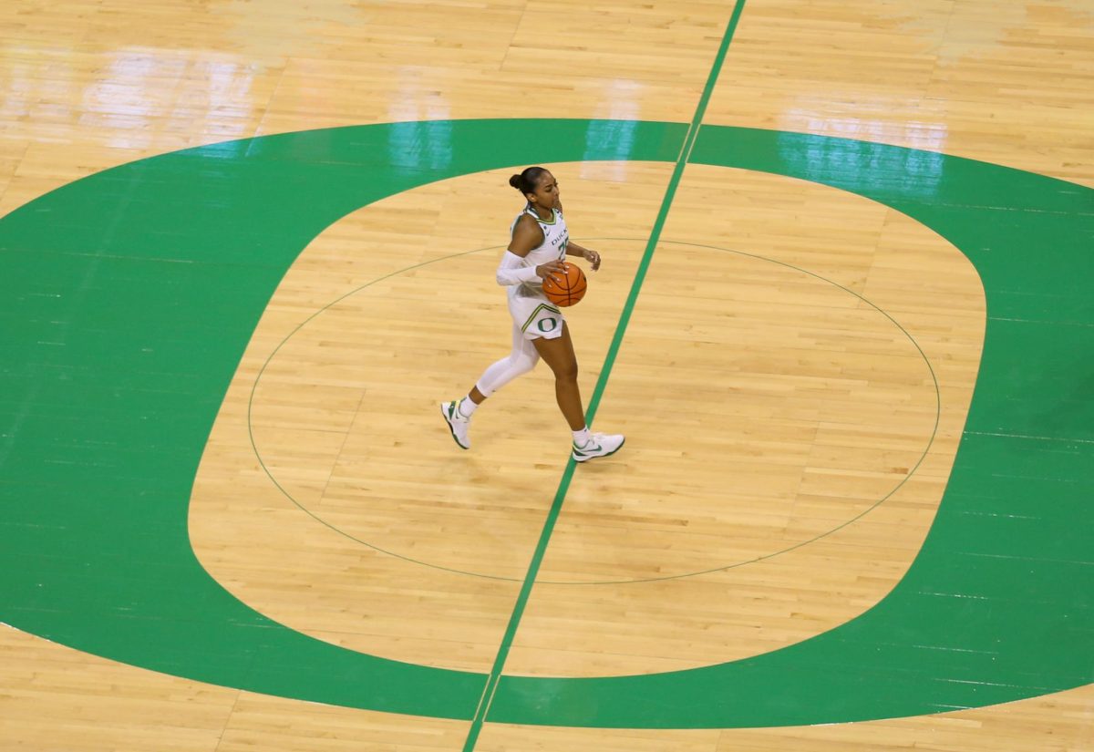 Deja Kelly (25) dribbles up the court. Oregon Women’s Basketball takes on Rutgers in Eugene, Ore. on Feb. 23, 2025.
