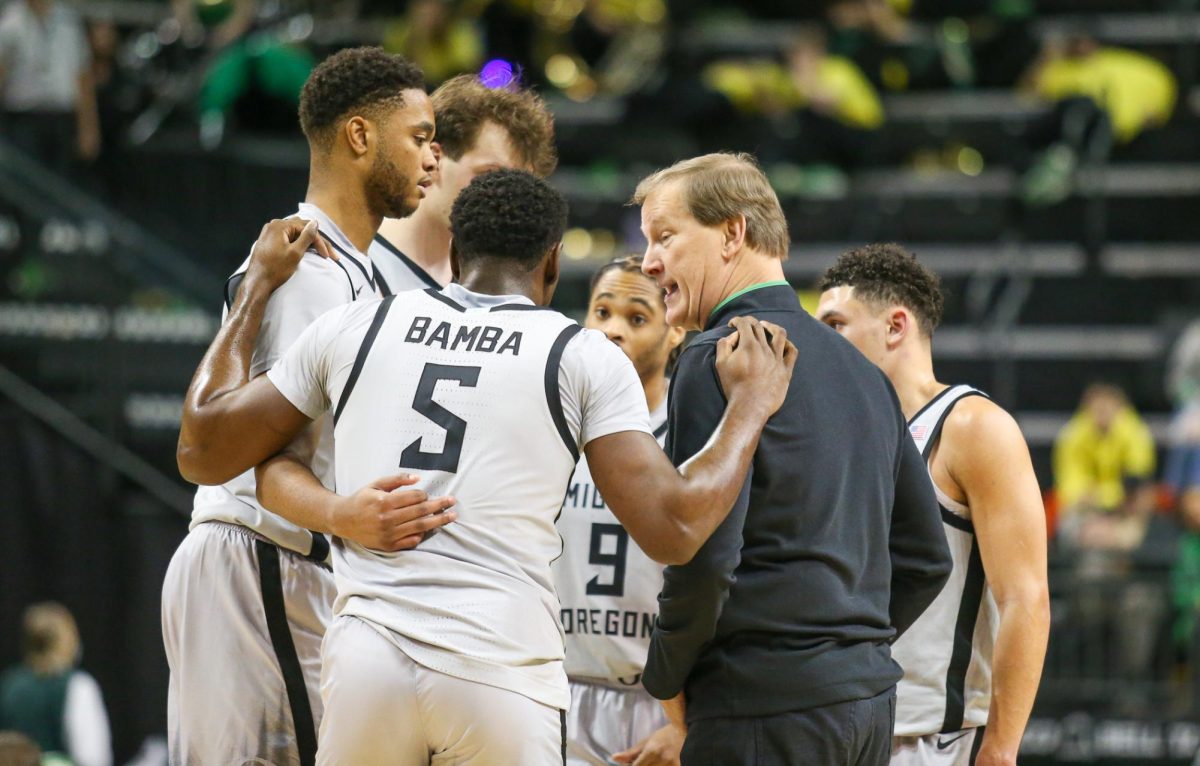 Dana Altman talks to the team in a huddle. Oregon Men’s Basketball takes on Northwestern in Eugene, Ore. on Feb. 11, 2025