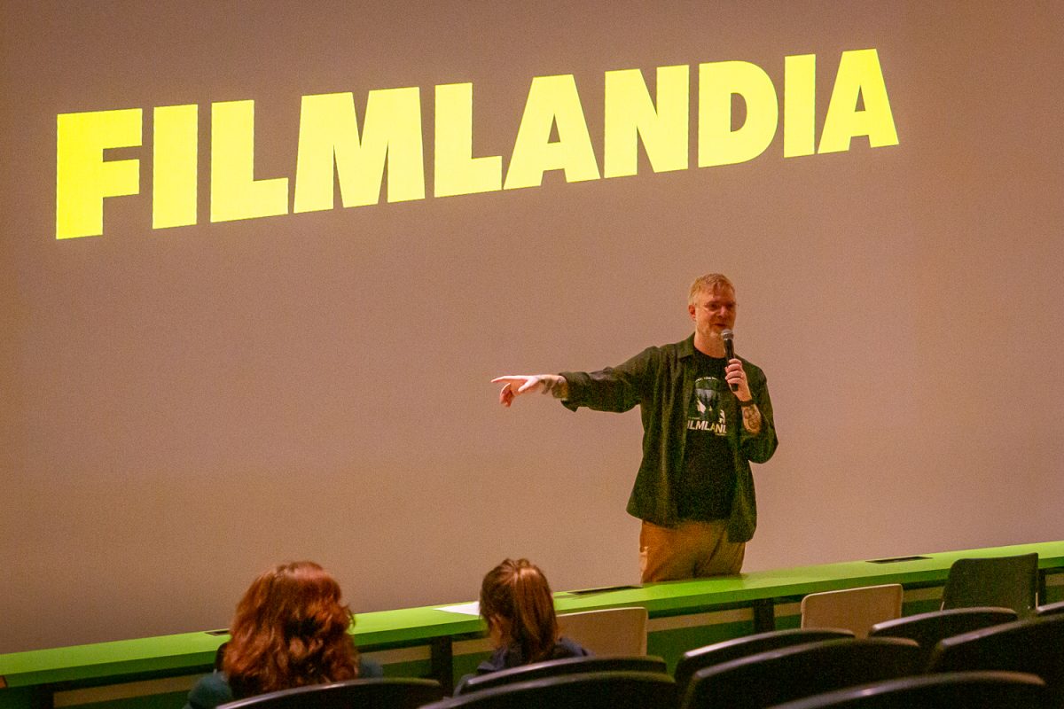 University of Oregon cinema studies professor Peter Alilunas addresses the audience ahead of the second screening in the Filmlandia Screening Series hosted by the Department of Cinema Studies and the University Film Society on Jan. 21, 2026. (Corey Hoffman/Emerald)