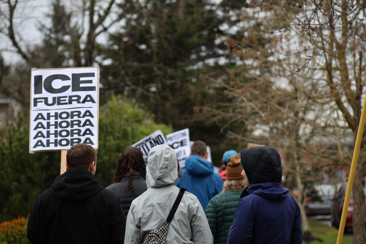 High School students walkout following calls for a national strike on Jan. 30. (Maria Weyne/Emerald)