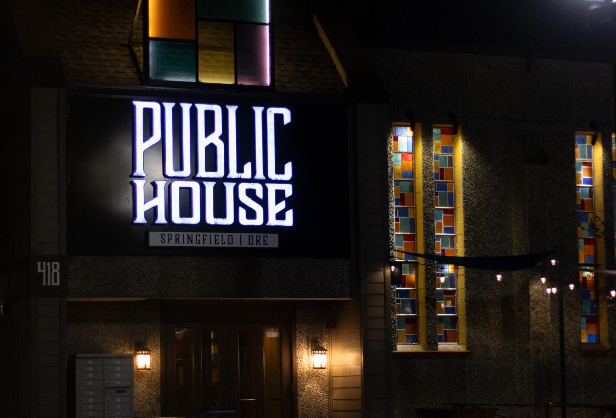 Public House hosts weekly watch parties for the 50th anniversary of Survivor. The watch party is free to the public and is located in Springfield, Ore. (Julia Massa/Emerald)