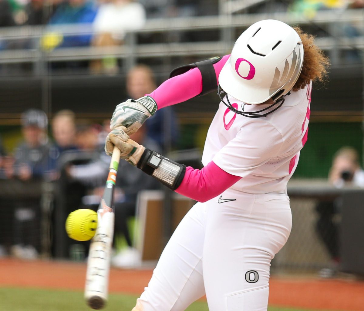 Oregon left fielder Amari Harper (31) compresses the ball. Oregon Ducks Softball take on the Penn State Nittany Lions at Jane Sanders Stadium in Eugene, Ore., on Mar. 15, 2026. (Tyler Graham/Emerald)