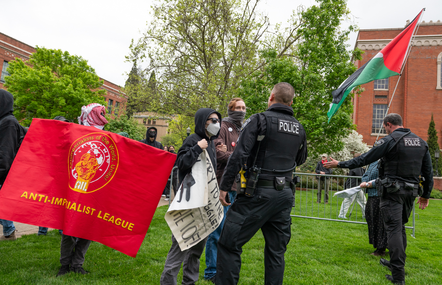 A planned speaking event on April 22, 2026, on the University of Oregon campus featuring 2021 Miss Israel winner Noa Cochva, hosted by student group Ducks 4 Israel, was met with a large protest and a UOPD presence. (Chris Castro/Emerald)