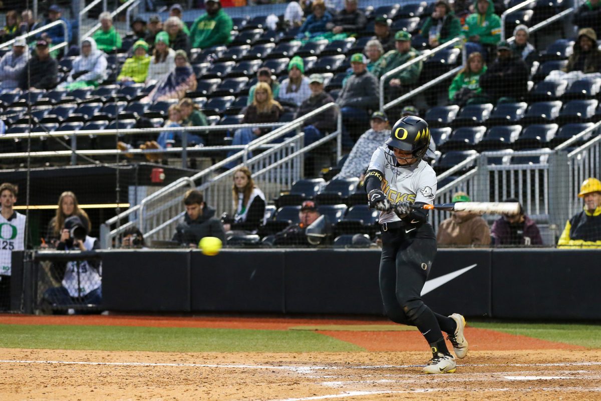 Oregon shortstop Taryn Ho (1) takes a swing. Oregon softball faces off against the Oregon State Beavers at Jane Sanders Stadium in Eugene, Ore. on April 22, 2026. (Heidi Thalman/Emerald)
