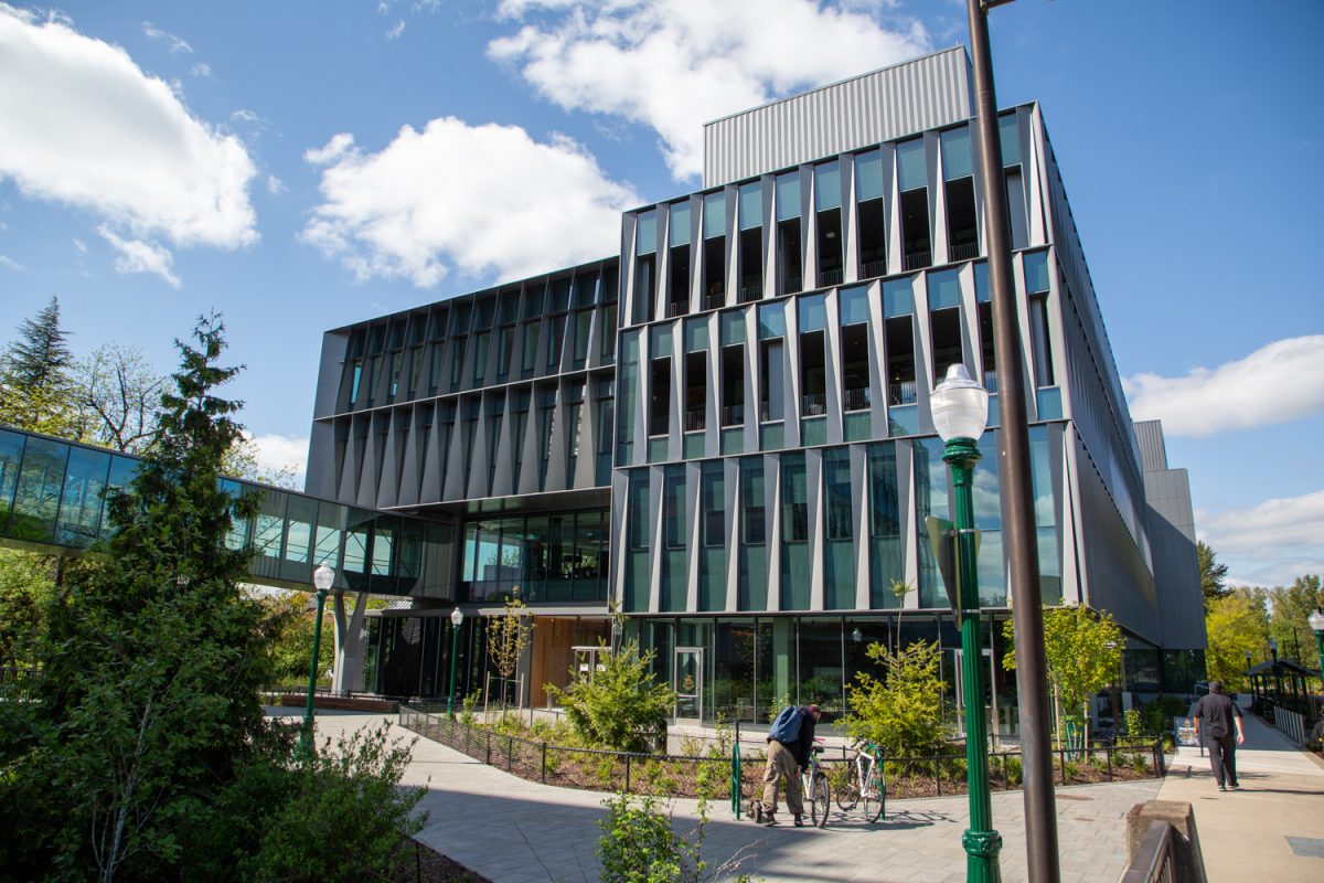 UO’s Phil and Penny Knight Campus Building 2 opened its doors to the public on March 30, 2026. Building 2 is home to state of the art facilities for research in bioengineering and biomedical data science. (Corey Hoffman/Emerald)