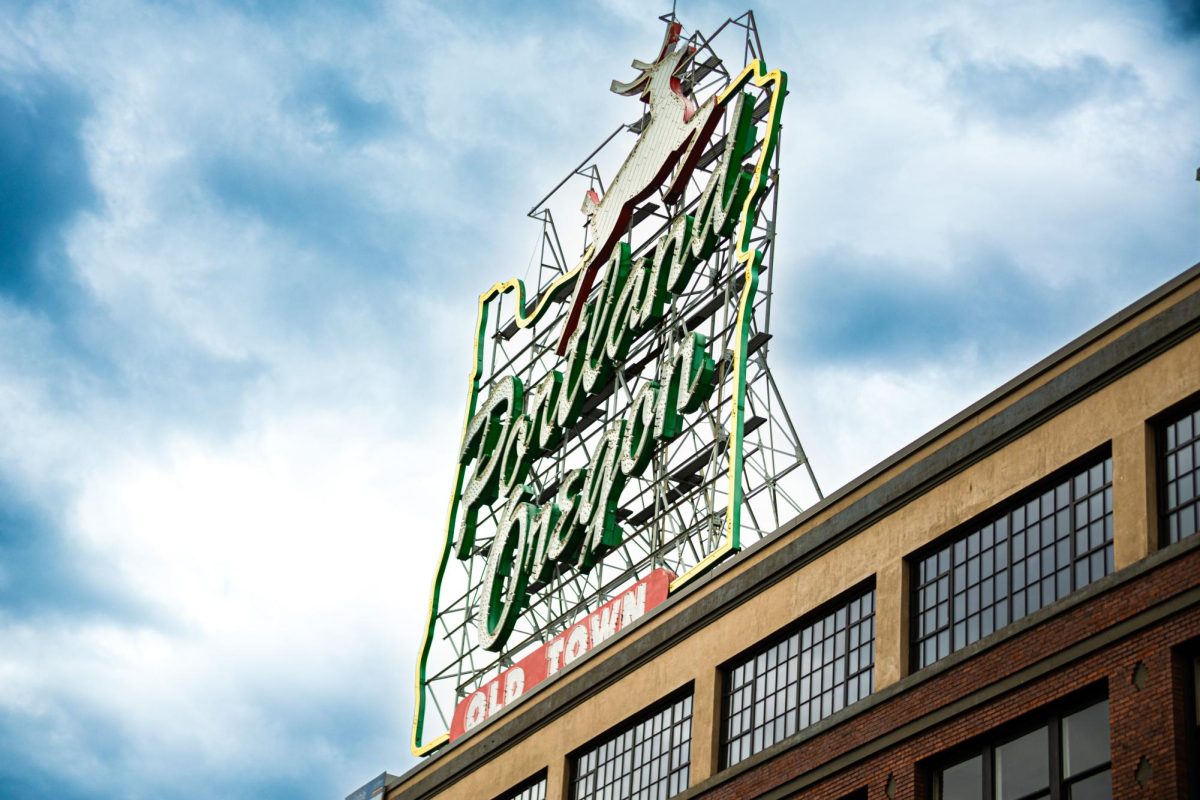 Portland White Stag sign in Downtown Portland. (Maria Weyne/Emerald)